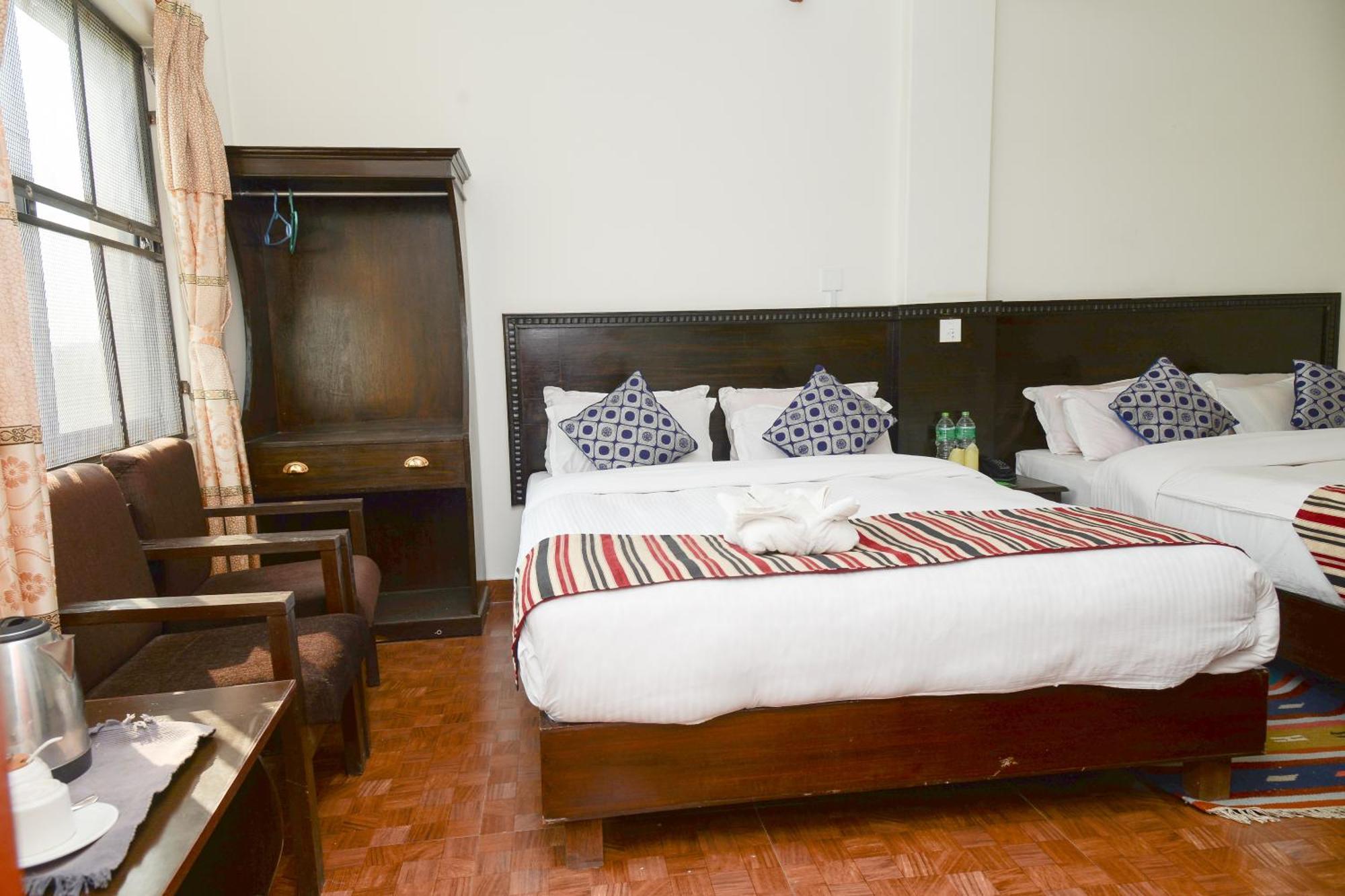 Hotel Admire Pokhara Pvt. Ltd. Экстерьер фото
